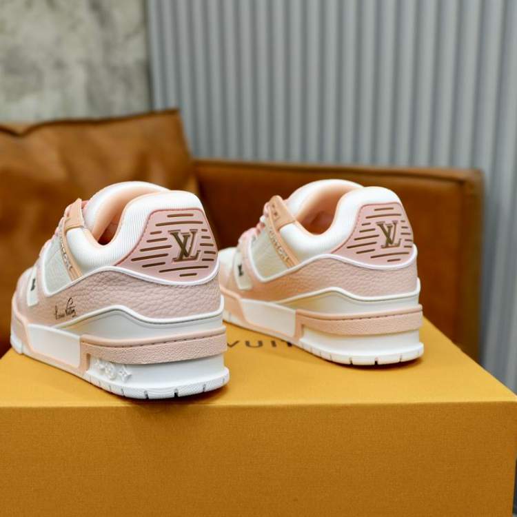 Picture of Louis Vuitton Shoes _SKULVsz35-45mnf070516475